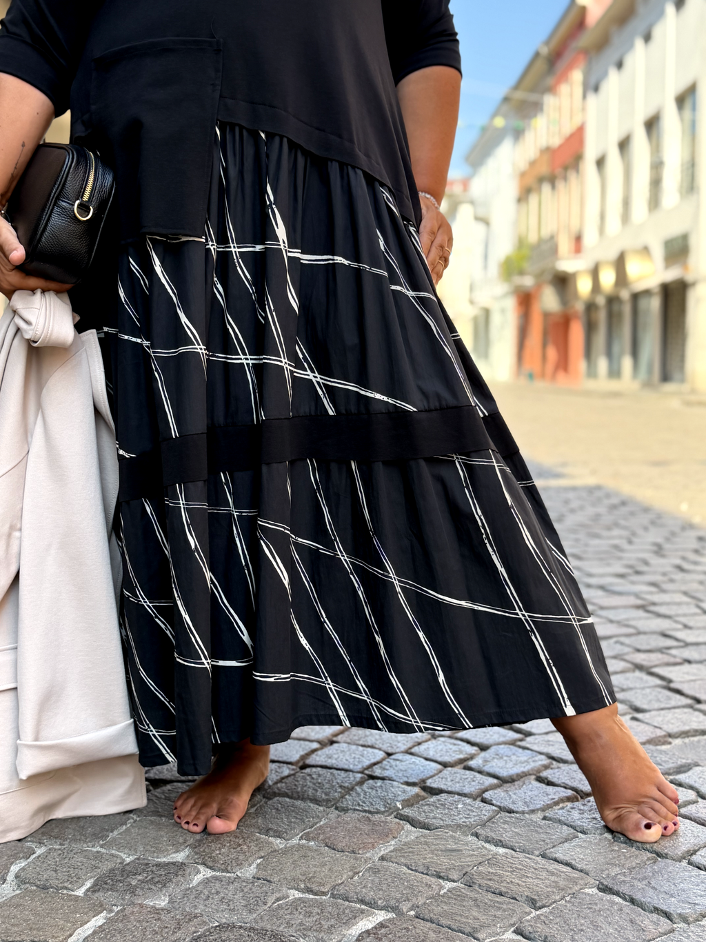 ABITO RIGHE - Abito in punto Milano e cotone con collo a cratere
